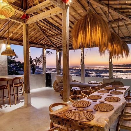 Sunset House Ceningan, 10 Person Beachview Private Villa Lembongan Exteriör bild