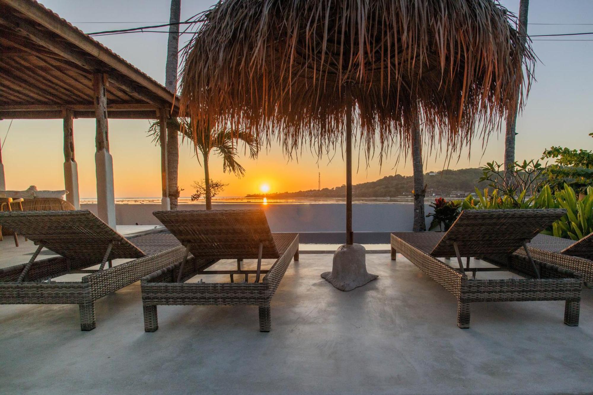 Sunset House Ceningan, 10 Person Beachview Private Villa Lembongan Exteriör bild