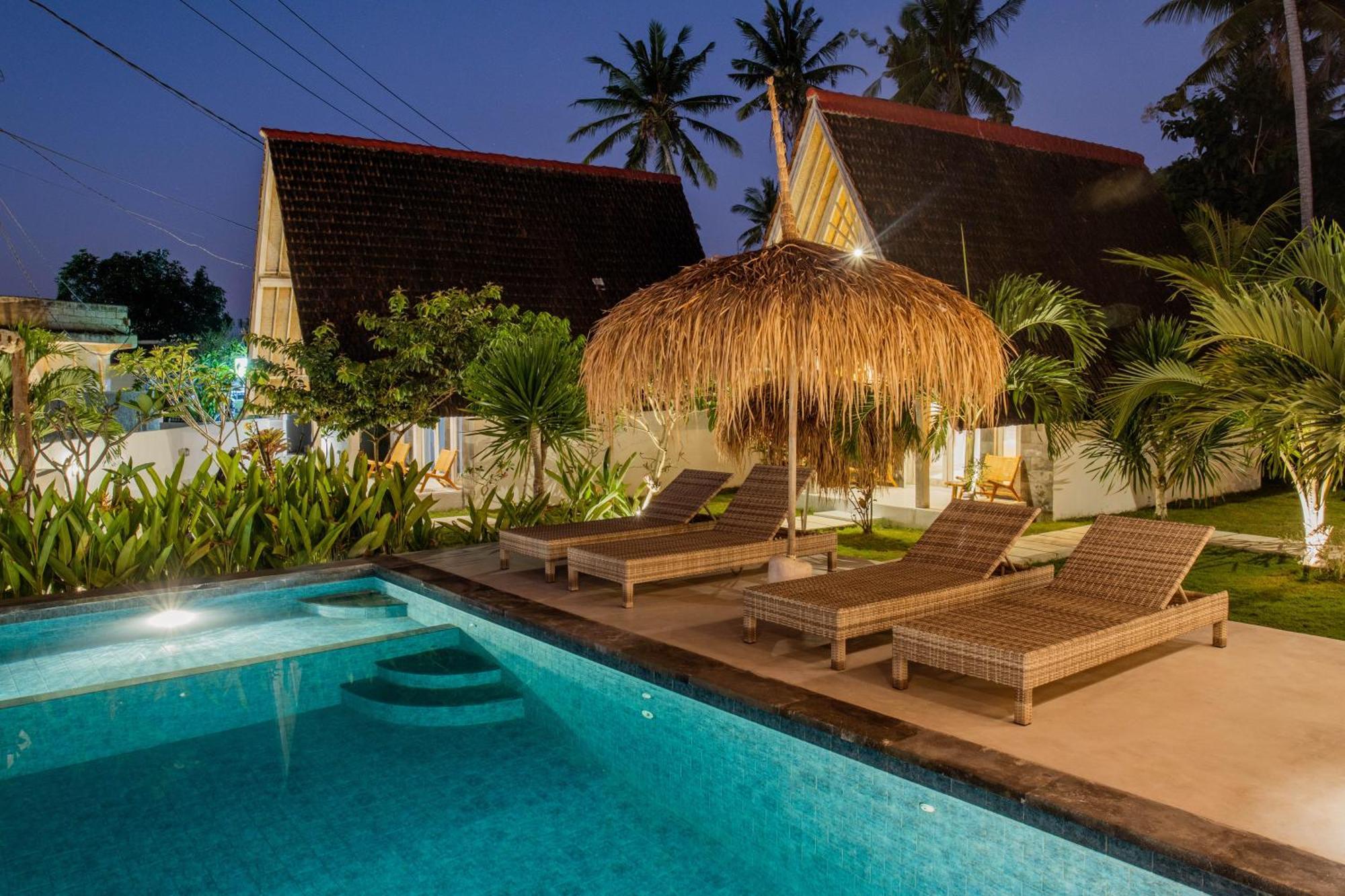 Sunset House Ceningan, 10 Person Beachview Private Villa Lembongan Exteriör bild