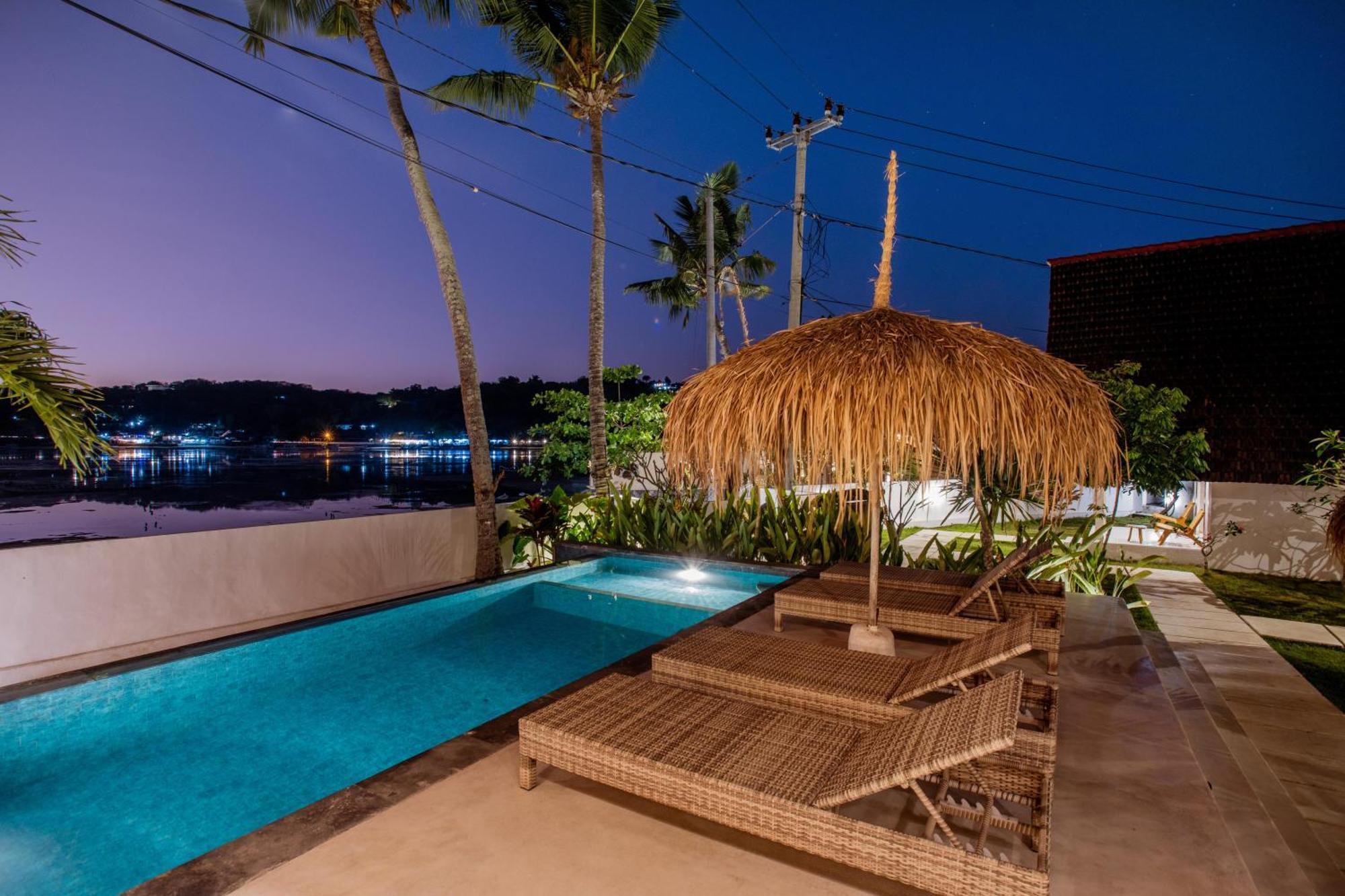 Sunset House Ceningan, 10 Person Beachview Private Villa Lembongan Exteriör bild