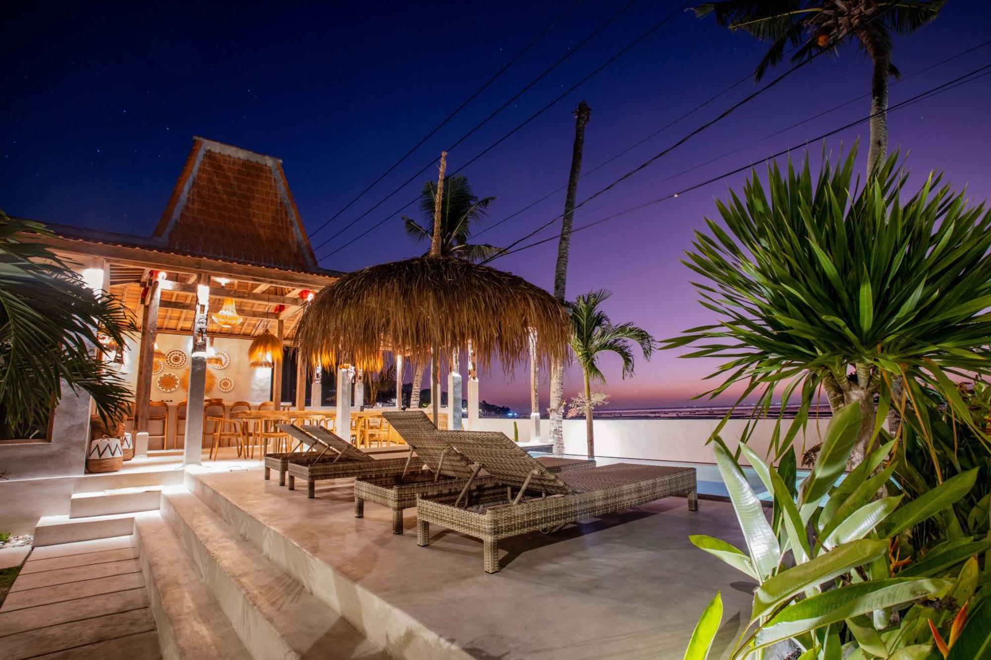 Sunset House Ceningan, 10 Person Beachview Private Villa Lembongan Exteriör bild