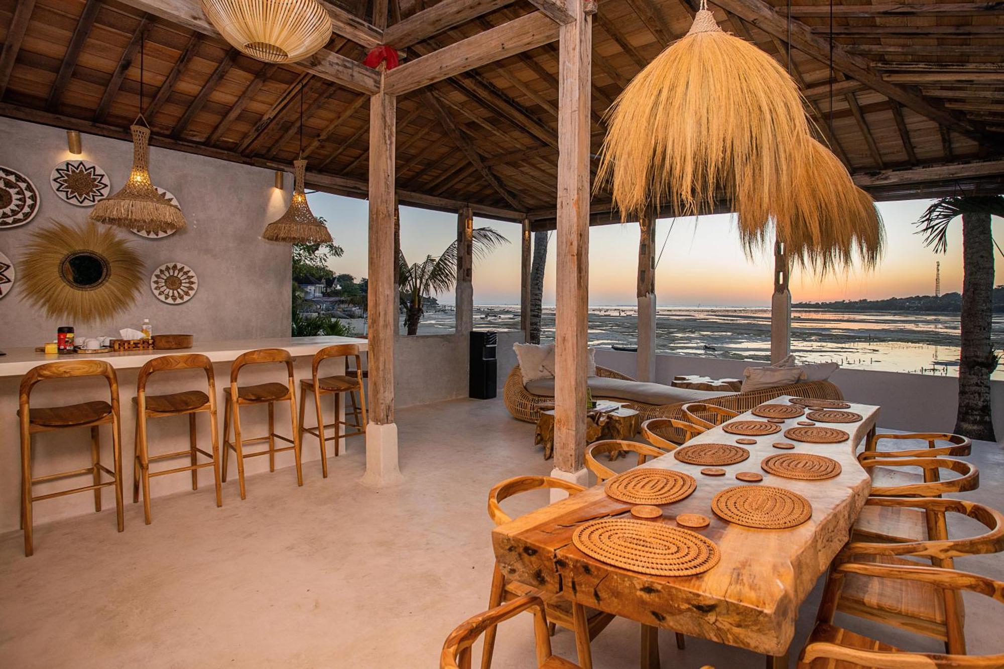Sunset House Ceningan, 10 Person Beachview Private Villa Lembongan Exteriör bild