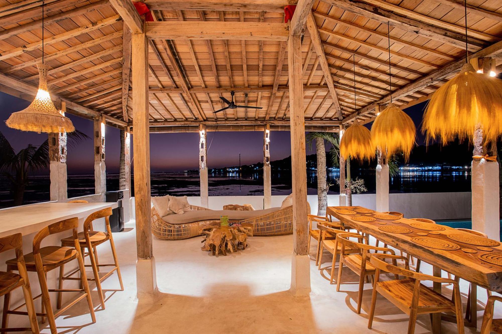 Sunset House Ceningan, 10 Person Beachview Private Villa Lembongan Exteriör bild