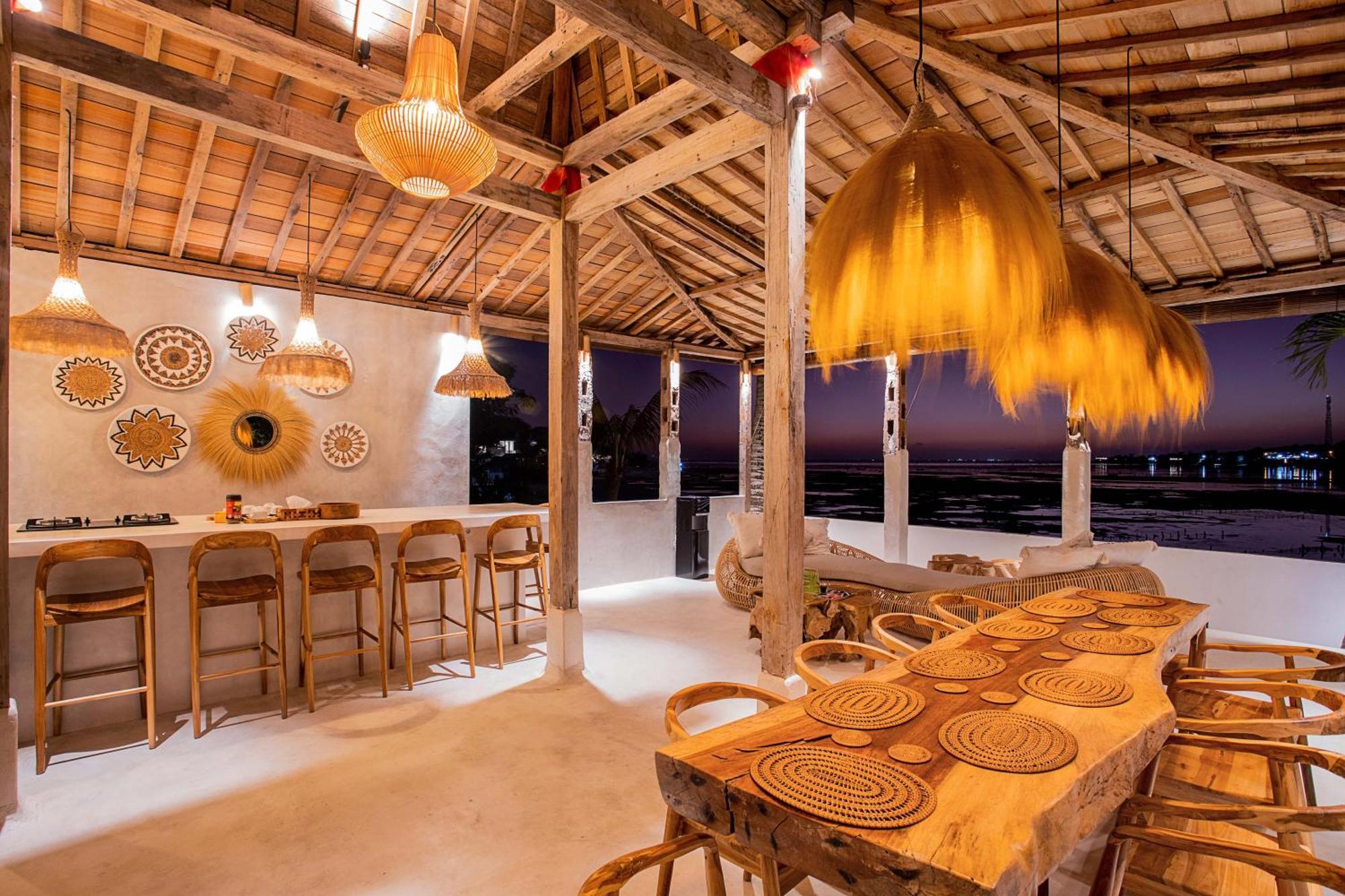 Sunset House Ceningan, 10 Person Beachview Private Villa Lembongan Exteriör bild